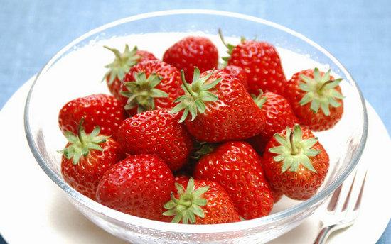 草莓哪个时间吃最好吃最甜